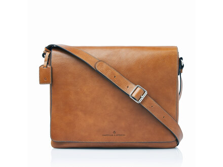 Heritage Mark Kuriertasche 15,6" RFID | hellbraun