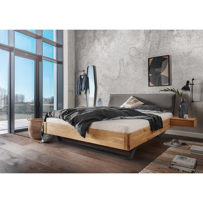 TPT Möbel Industrieel design bed Lisbon