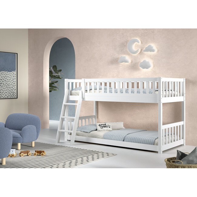 Vipack Stapelbed montessori Ronald Wit 90x200 - 122 cm hoog