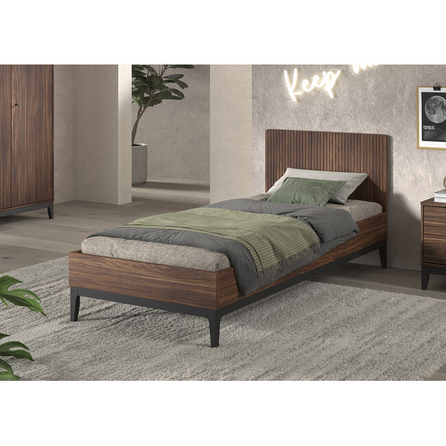 Vipack Ilyas Kinder-en tienerbed 90x200 cm – Walnoot
