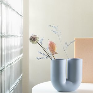 Muuto Muuto vaas Kink blauw