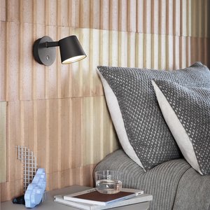 Muuto Muuto wandlamp Tip zwart