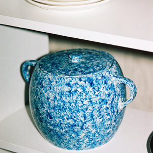 HAY Sobremesa bean pot blue