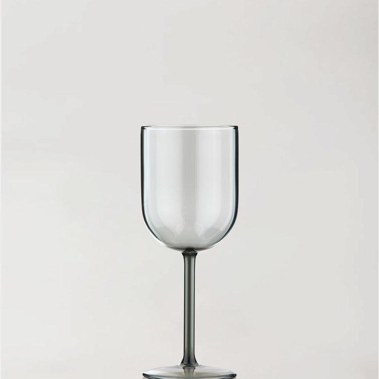 Studio About Set of 2 wine glasses smoke