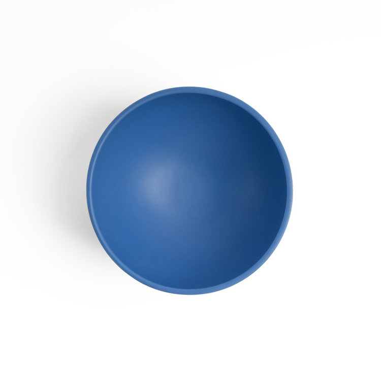 raawii Strøm bowl medium electric blue