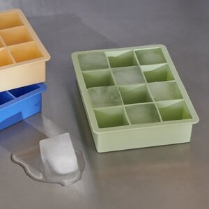 HAY HAY ice cube tray square XL licht geel