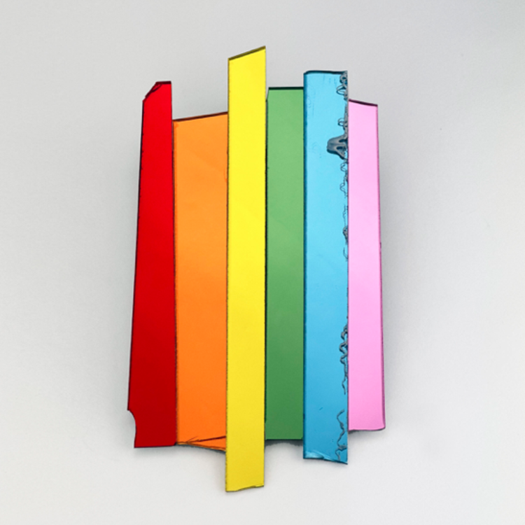 Mo Man Tai Mo Man Tai  Rainbow spiegel  S