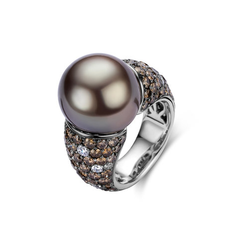 Leon Martens ring in witgoud met bruin- en witte diamant en Tahiti parel Leon Martens Juwelier