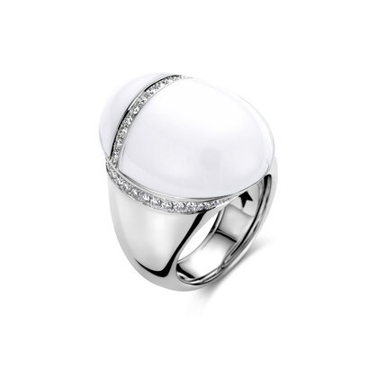Scarabeo Ring