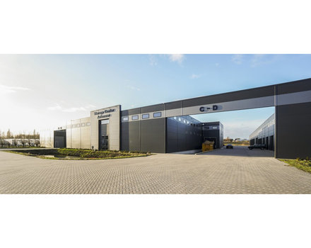 Storage center