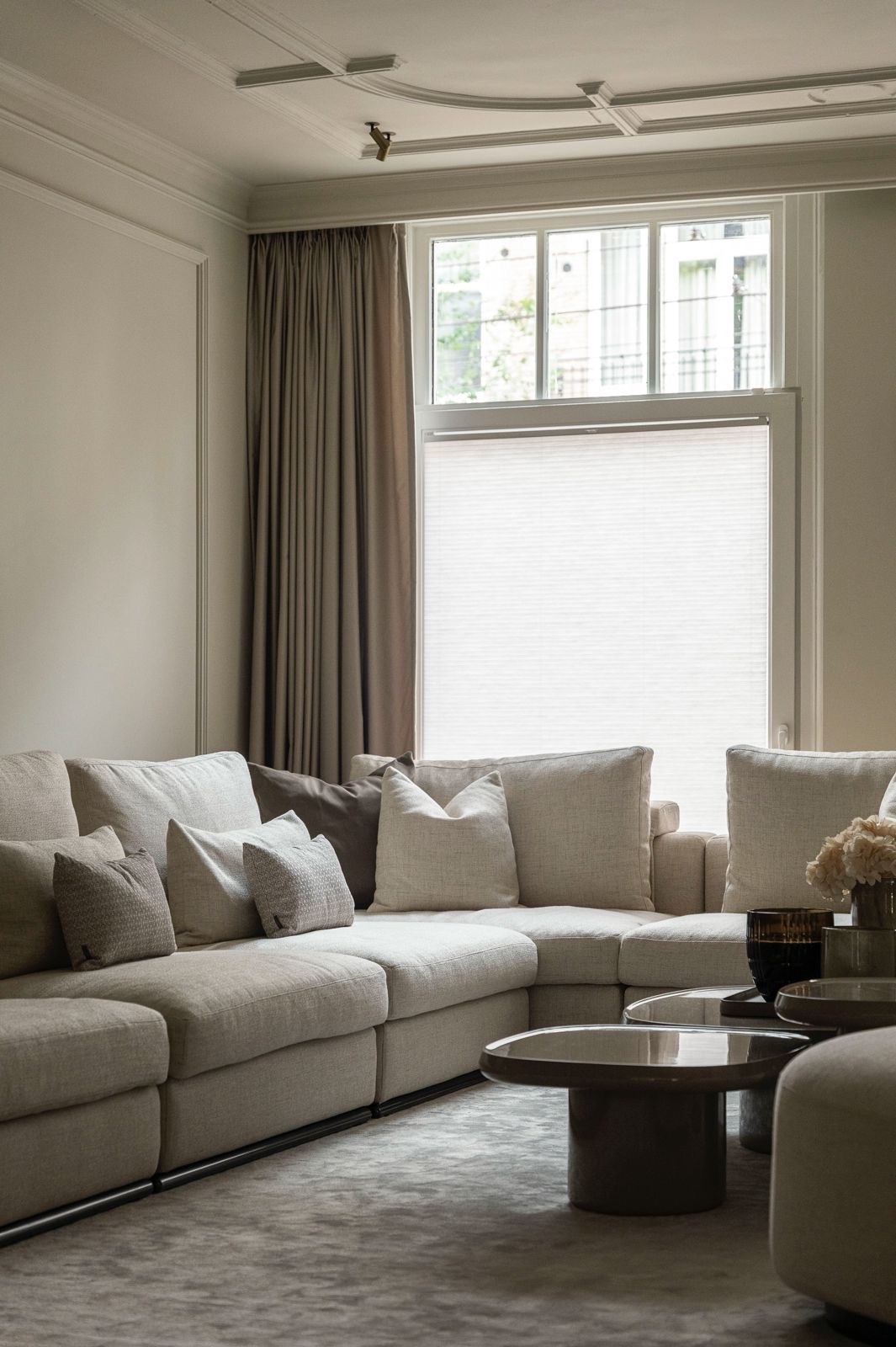 ITALIA Luxury Corner Sofa Left-8