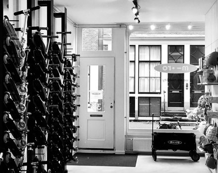 Micro step shop - Amsterdam centre