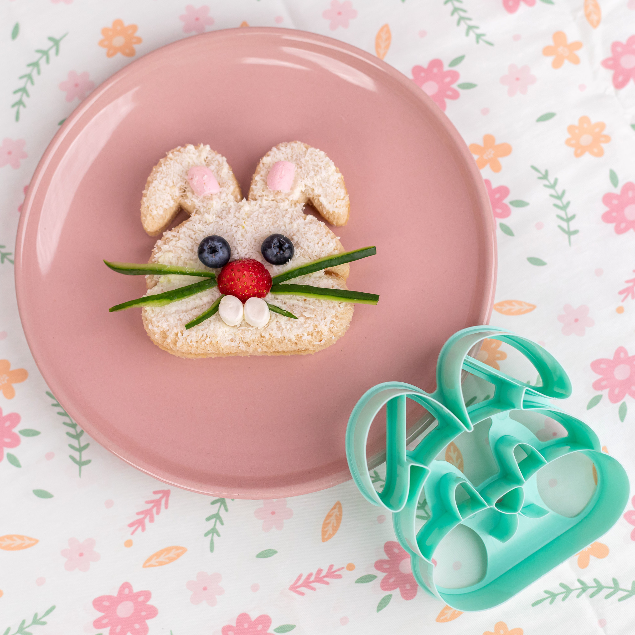 Lunch Punch Cutter & Bento Set - Easter-2