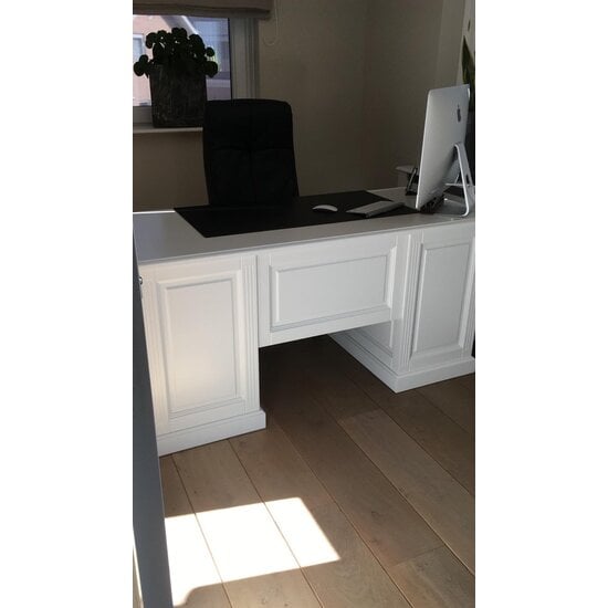 123kast  Engels Bureau Philine - 160x70x79H cm - uitschuifbaar toetsenblad - 5 soft close lades - 1 dichte scharnierdeur - klassiek