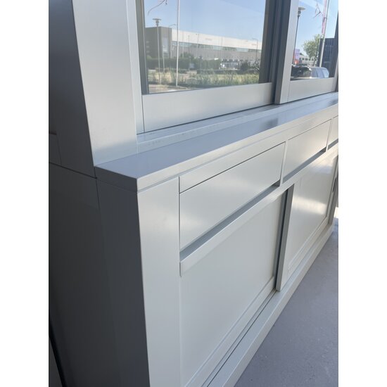 123kast  Buffetkast Lyon - 180x40/50x225H cm - strak design - 4 schuifdeuren - 3 greeploze lades