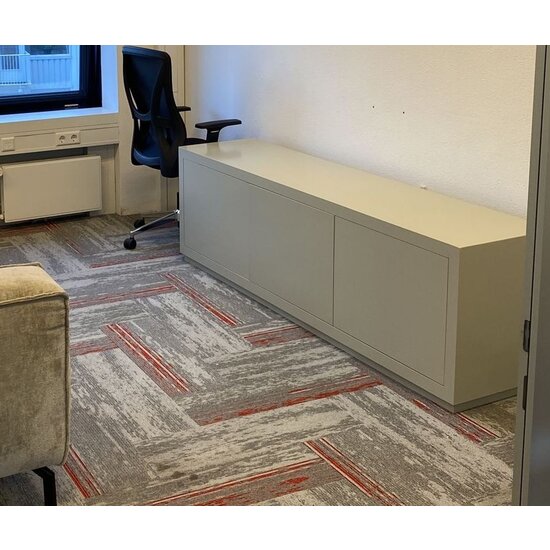 123kast  Tv dressoir Ibiza 07 - 180x45x60H cm - 3 push to open deuren - strak design - greeploze deuren