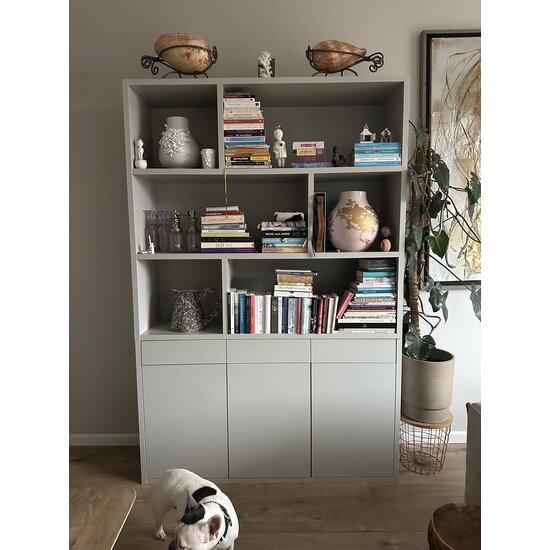 123kast  Vakkenkast San Remo - 150x40x230H cm - open vakken - 2 greeploze soft close lade's - 2 greeploze push to open deuren - strak design