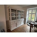 123kast  Buffetkast Miami Beach - 240x53x218H cm - 3 vitrine schuifdeuren - 3 lades - 3 dichte schuifdeuren - glazen zijkanten