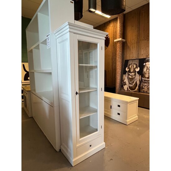 123kast  Showmodel Vitrinekast Rougemond - 70x42x190H cm - RAL