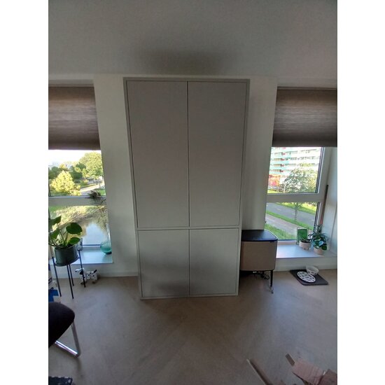 123kast  Kast Bolivia - 100x40x240H cm - strak design - 4 dichte deuren - push to open deuren