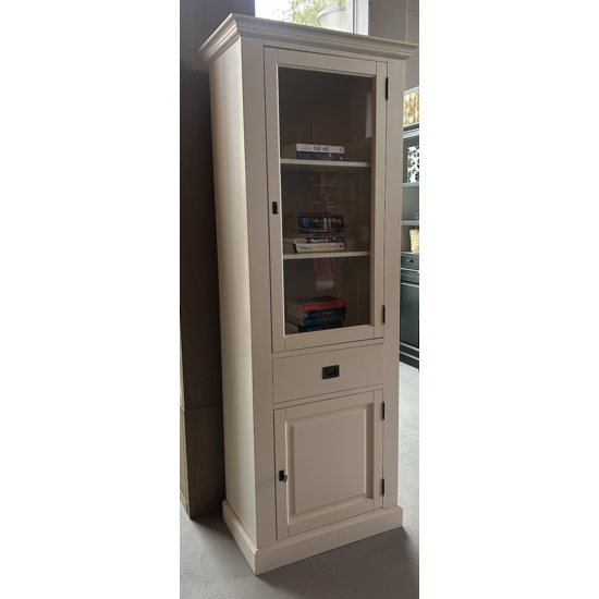 123kast  Showmodel vitrinekast Miss 04 - 76x46x205H cm - RAL 9001