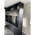 123kast  Cinewall Girona - 275x40x240H cm - open vakken in bovenkast en 2 klepdeuren - 4 greeploze deuren in onderkast - cinewall - tv vak