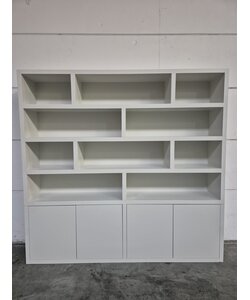 Showmodel (beschadigd) vakkenkast londen 02