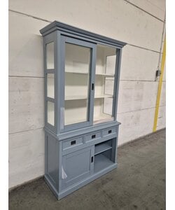 Showmodel Buffetkast Chateau - 125x45x220H cm - 2 vitrine schuifdeuren - 3 soft close lades - 2 dichte schuifdeuren - glazen zijkanten