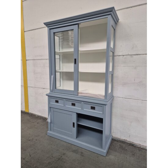 123kast Showmodel Buffetkast Chateau - 125x45x220H cm - 2 vitrine schuifdeuren - 3 soft close lades - 2 dichte schuifdeuren - glazen zijkanten