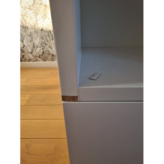 123kast showmodel  tv vakkenkast Jose - 300x40x240H cm - RAL 9016