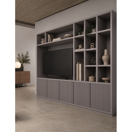 123kast  TV vakkenkast Padua - 300x40x240H cm - 4cm plank dikte - met cinewall/tv vak - strak design - open vakken - 5 greeploze push to open deuren met bewerking - met kabelgat in tv vak