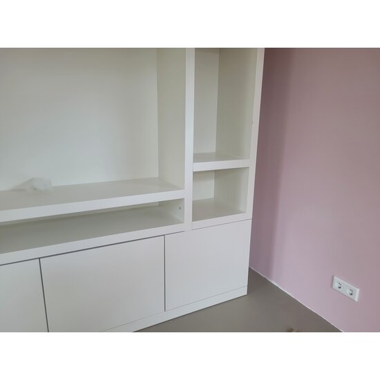 123kast Showmodel tv vakkenkast Jose - 250x40x240H cm - RAL 9001