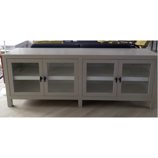 123kast Showmodel Belo aangepast 190x45x70H cm - binnenkant LEEM buitenkant RAL 9001 - zijwanden van hout - T knop greepjes