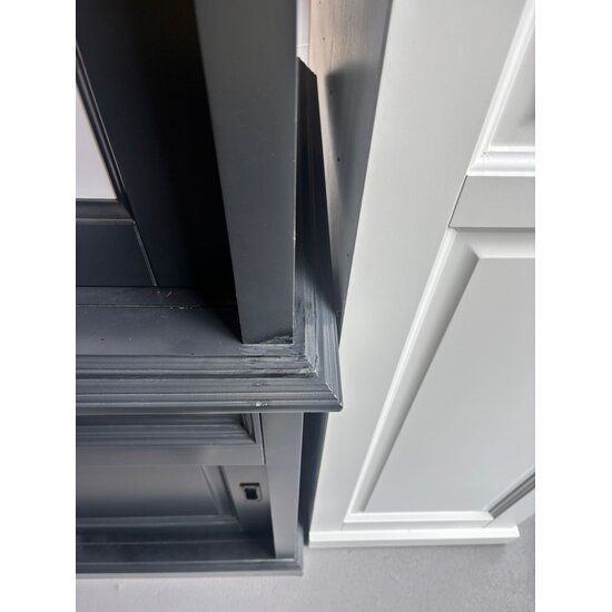 123kast Showmodel buffetkast Miami Beach - 200x53x218H cm - 2 vitrine schuifdeuren - 2 lades - 2 dichte schuifdeuren - glazen zijkanten - RAL 7021