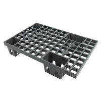 Palete de plástico de exposição, 4 tacos, topo perfurado, 600x400x120mm
