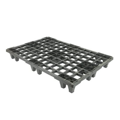 Palete de plástico, 24 apoios, encaixável, topo perfurado com rebordo, 1200x800x138mm