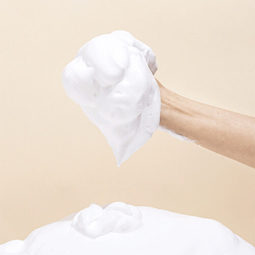 Mary & May White Collagen Cleansing Foam Mary & May White Collagen Cleansing Foam