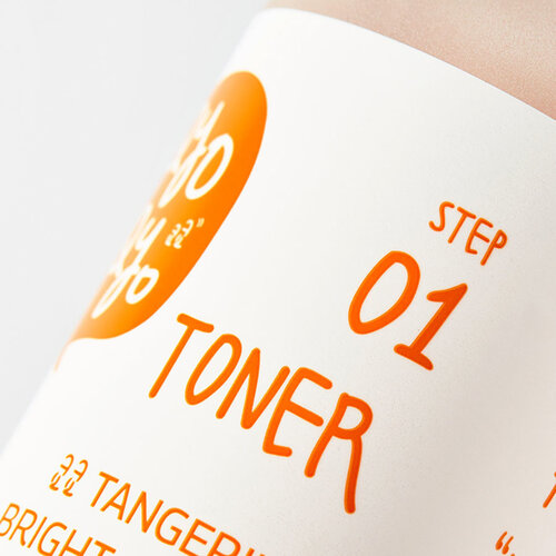 Tangerine Bright+Moist Toner