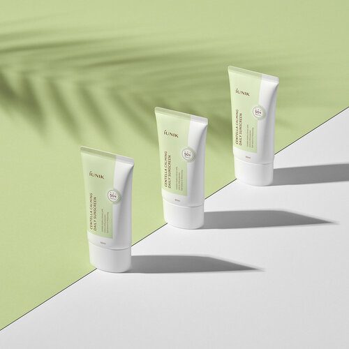 iUNIK Centella Calming Daily Sunscreen SPF50+ PA++++ iUNIK Centella Calming Daily Sunscreen SPF50+ PA++++
