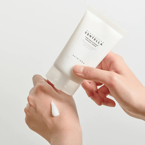 SKIN1004 Madagascar Centella Tone Brightening Capsule Cream SKIN1004 Madagascar Centella Tone Brightening Capsule Cream