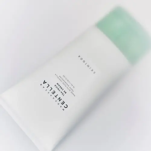 SKIN1004 Madagascar Centella Tea-Trica B5 Cream SKIN1004 Madagascar Centella Tea-Trica B5 Cream