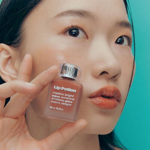 Lip Potion Aqua Glow Lip Potion Aqua Glow