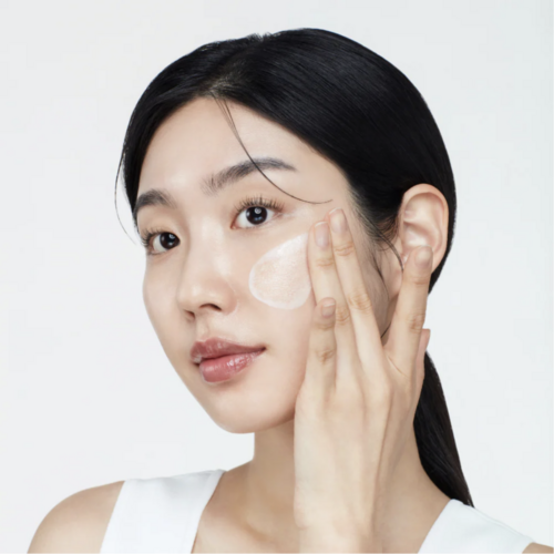 Biodance Skin-Glow Essence Cream Biodance Skin-Glow Essence Cream