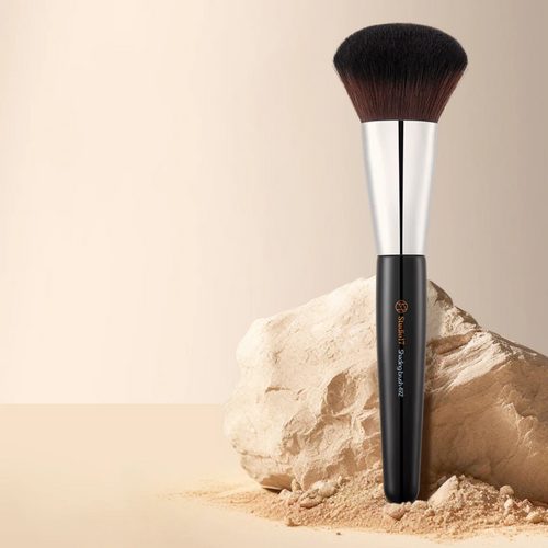 Studio 17 Chin Shading Brush 492