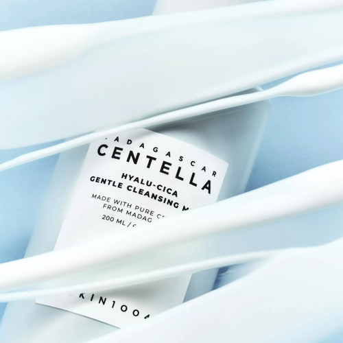 SKIN1004 Madagascar Centella Hyalu-Cica Gentle Cleansing Milk