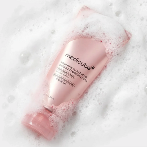 Medicube PDRN Pink Glutathione Capsule Cleansing Foam Medicube PDRN Pink Glutathione Capsule Cleansing Foam