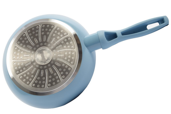 Discountershop Duurzame Anti-aanbak Koekenpan - Keramiek En Rvs - 24 cm - Licht Blauw Discountershop Duurzame Anti-aanbak Koekenpan - Keramiek En Rvs - 24 cm - Licht Blauw