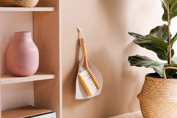 Merkloos Set Stoffer Blik Bamboe| veeggarnituur bamboe Duurzaam beige 37x25cm| Afwasborstel -keukenborstel -rond handvat 10xØ7cm Merkloos Set Stoffer Blik Bamboe| veeggarnituur bamboe Duurzaam beige 37x25cm| Afwasborstel -keukenborstel -rond handvat 10xØ7cm