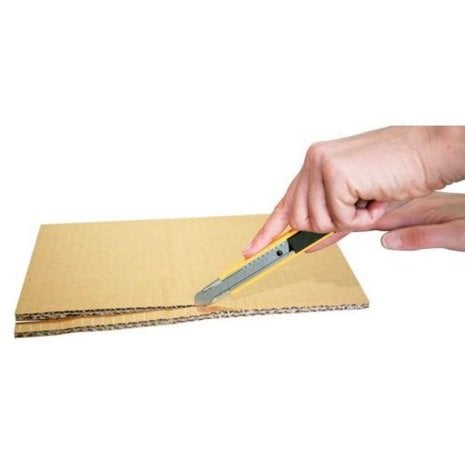 Merkloos Afbreekbare mesjes 3 stuks met reserve mesjes - Afbreekmessenset 26 Delig inclusief reserve mesjes Merkloos Afbreekbare mesjes 3 stuks met reserve mesjes - Afbreekmessenset 26 Delig inclusief reserve mesjes