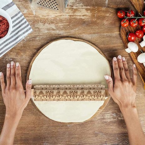 Discountershop Deegroller van hout voor kerstkoekjes | Gegraveerde Deegroller |kerstgebak| Uitsteekvormpjes |koekvormpjes| Koekjes | Koek | Discountershop Deegroller van hout voor kerstkoekjes | Gegraveerde Deegroller |kerstgebak| Uitsteekvormpjes |koekvormpjes| Koekjes | Koek |